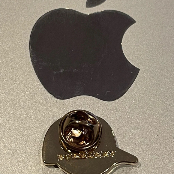 Burberry Gold and Black Plaid Brooch - Picture 3 of 5